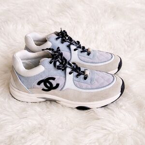 CHANEL Women's Sneakers - Light Gray and Black